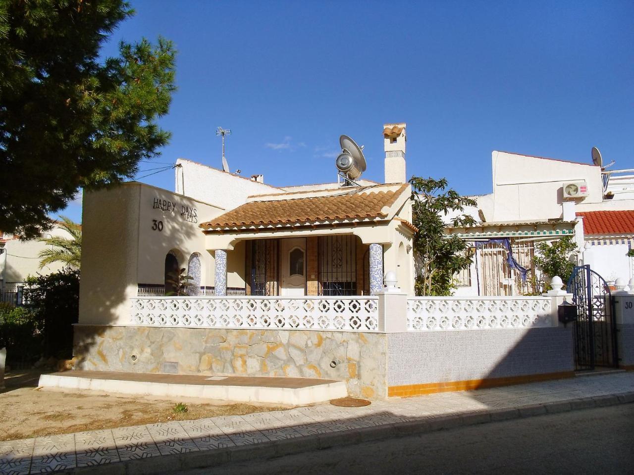 Holiday Home Happy Day By Interhome Guardamar del Segura Exterior photo